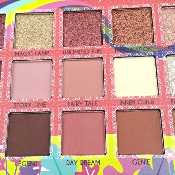 J.Cat Beauty Fantasy Dreamland Eyeshadow Palette. Warm colors eyeshadow Palette. - Picture 6 of 7